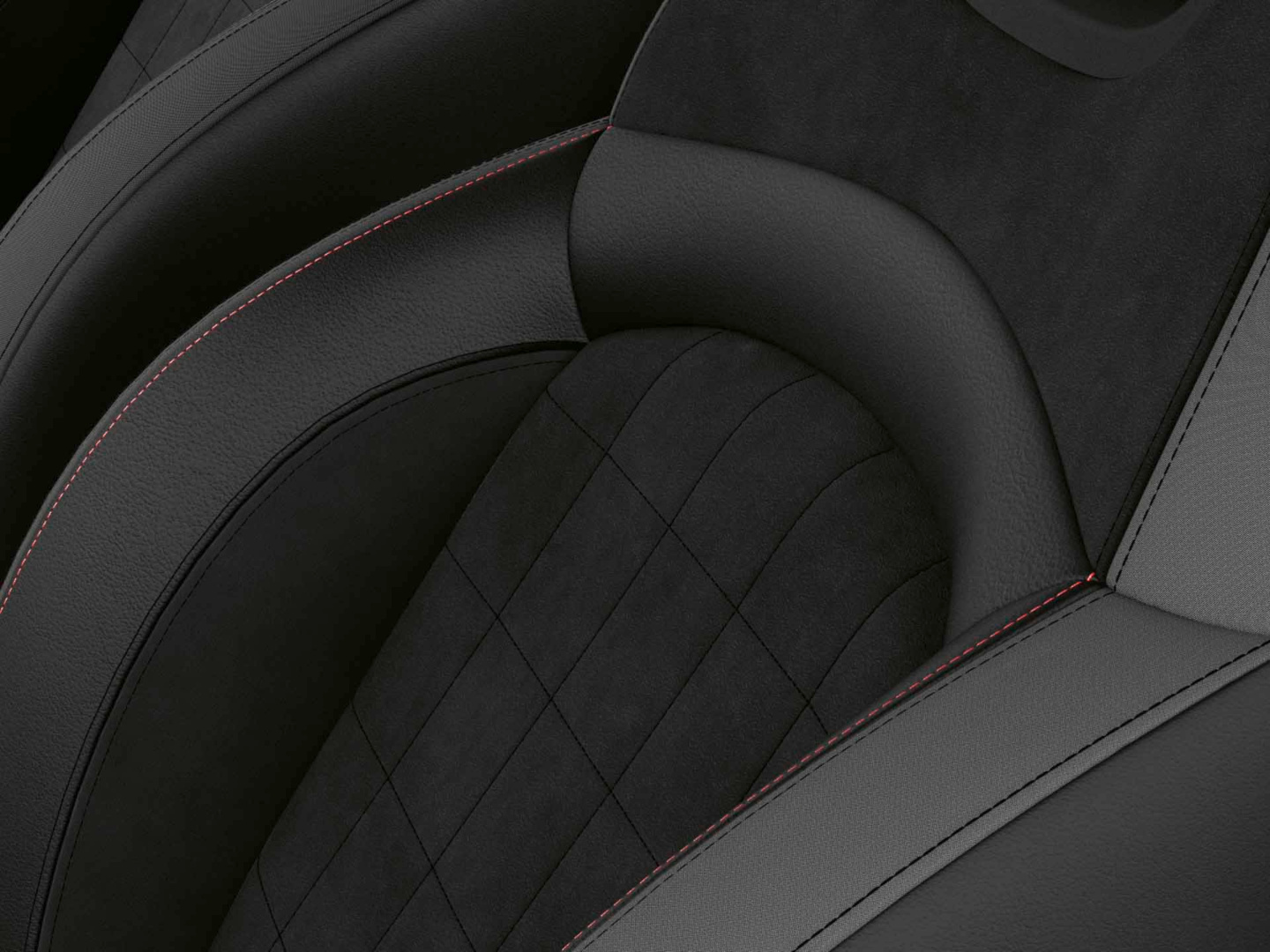 SMALL_[新聞圖片七] MINI Cooper S傳奇致敬版升級Dinamica麂皮真皮內裝